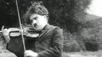 Charlot violoniste (1916)