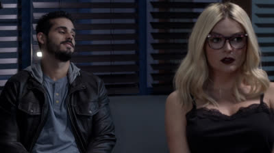 C-45 Max Se Compromete con Eliza