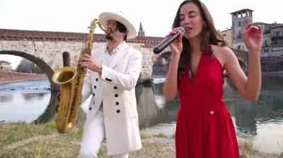 [saxo & lyrics] Careless Whisper – George Mickael – 1984 (by Daniele Vitale & Benedetta Caretta)